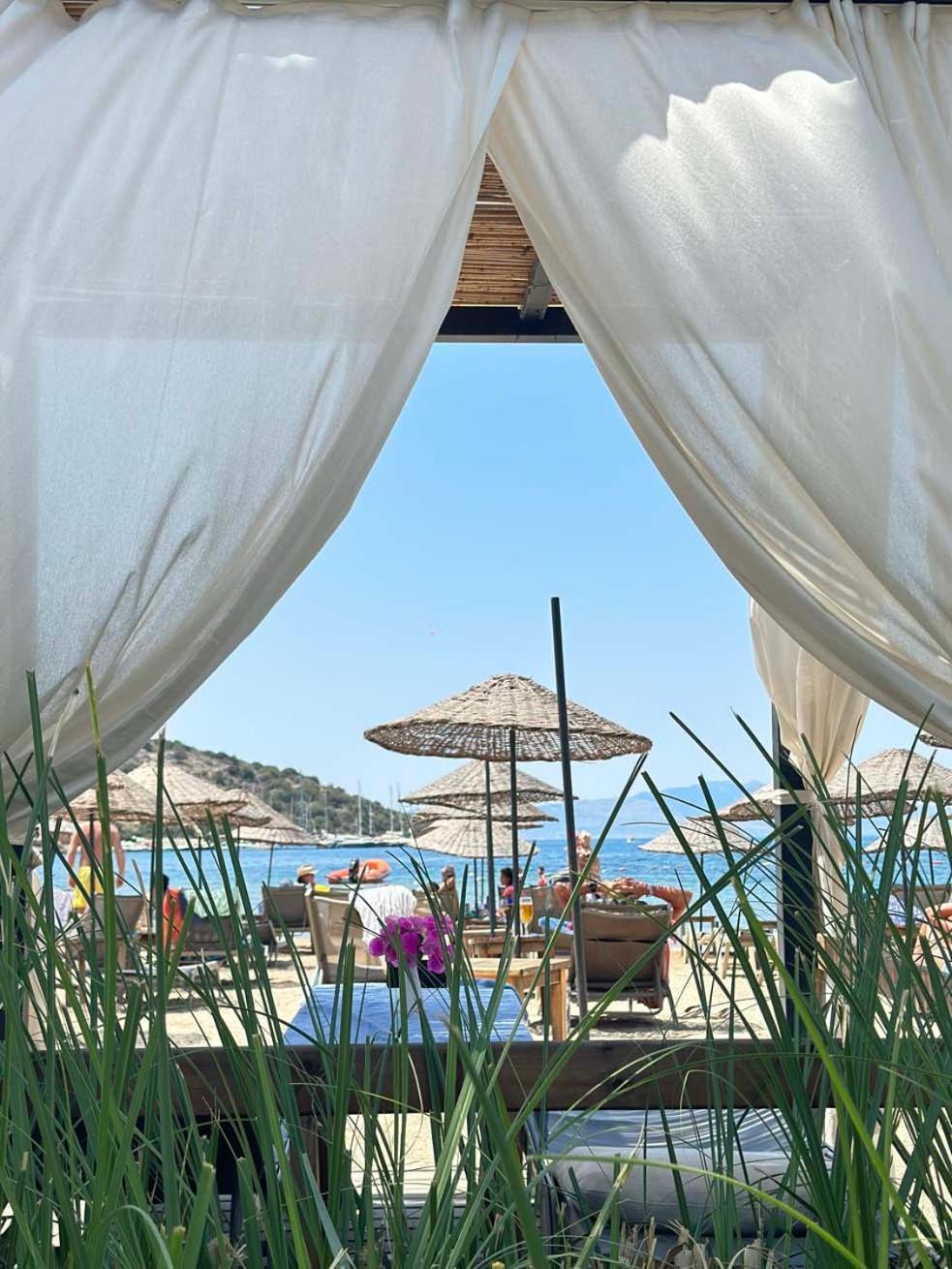 Ambrosia Hotel Beach & Spa บิเตซ ภายนอก รูปภาพ