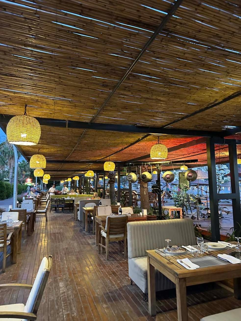 Ambrosia Hotel Beach & Spa บิเตซ ภายนอก รูปภาพ