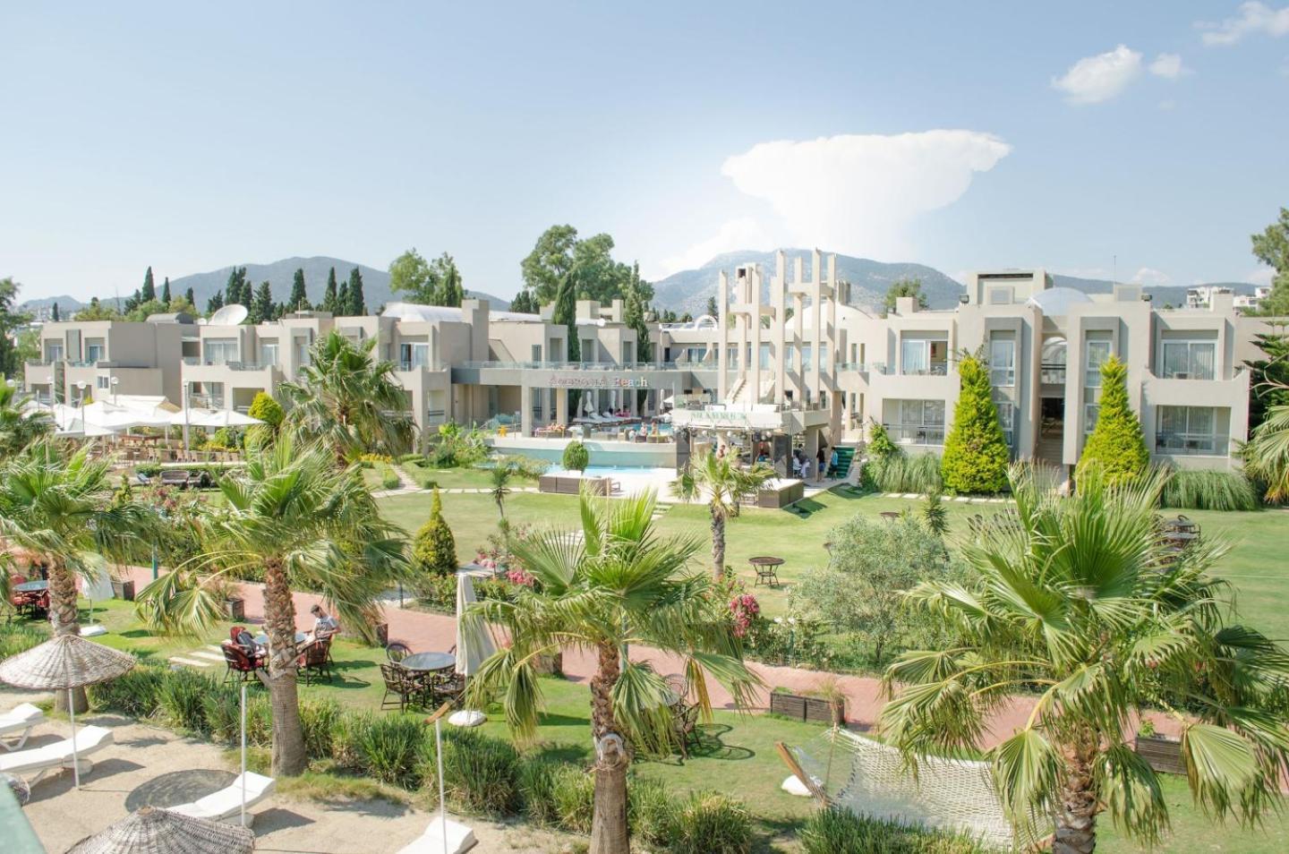Ambrosia Hotel Beach & Spa บิเตซ ภายนอก รูปภาพ