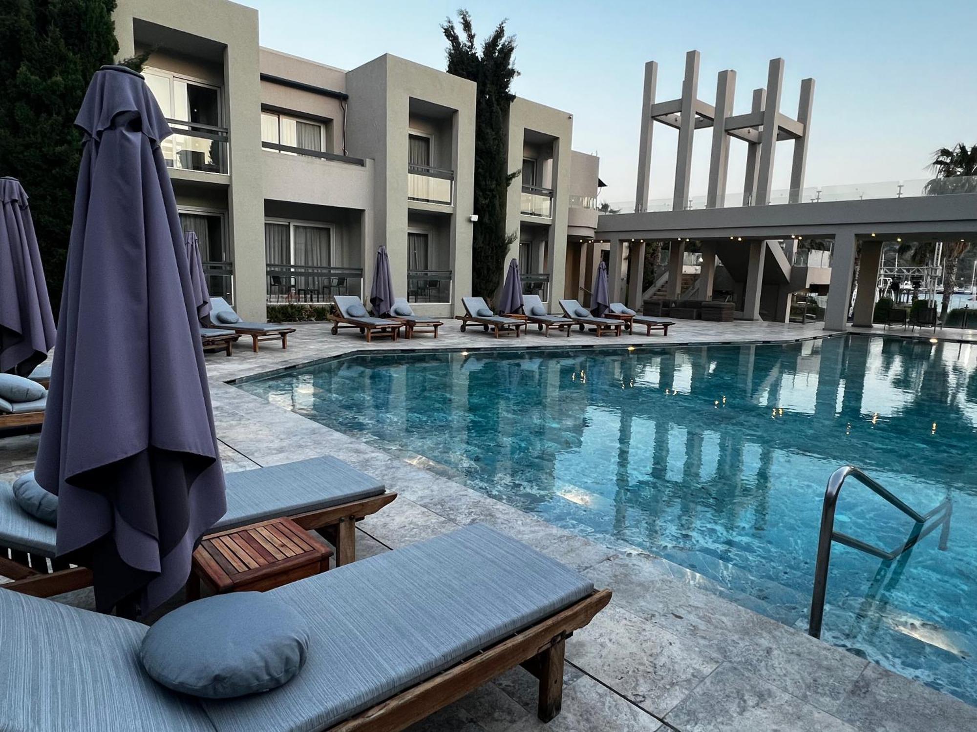 Ambrosia Hotel Beach & Spa บิเตซ ภายนอก รูปภาพ